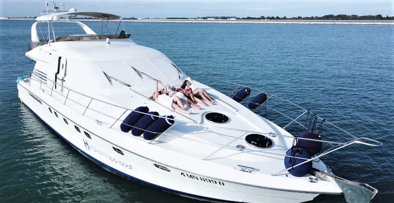 Day spa a bordo di uno yacht