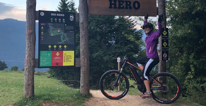 Escursione in mountain bike elettrica