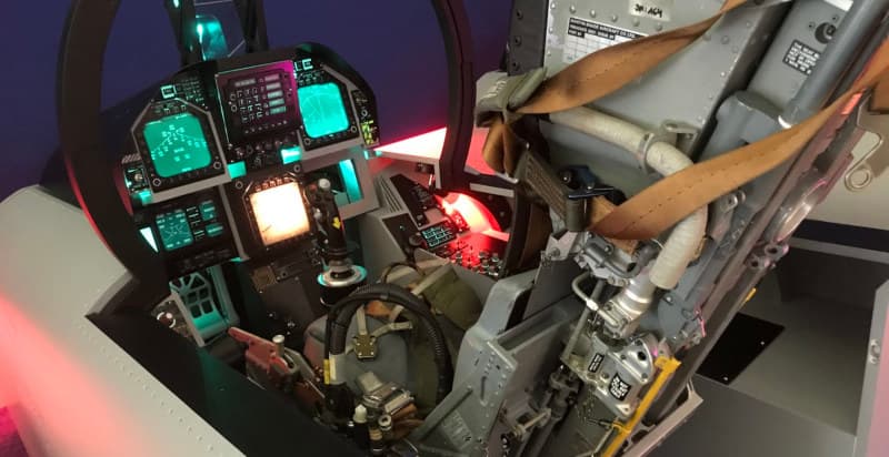 Simulatore di volo aereo da caccia